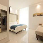 Garibaldi 3*