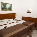 Garibaldi Hotel Nápoles