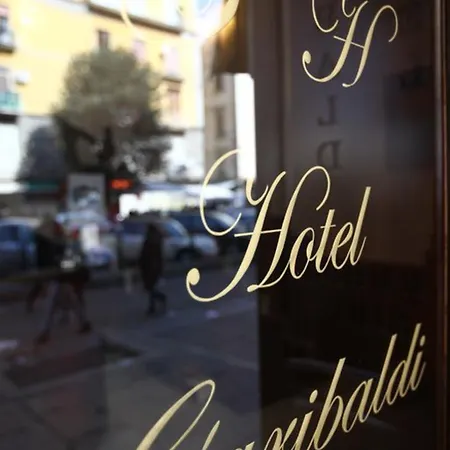 Garibaldi Hotell 3*
