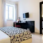 Garibaldi Hotel
