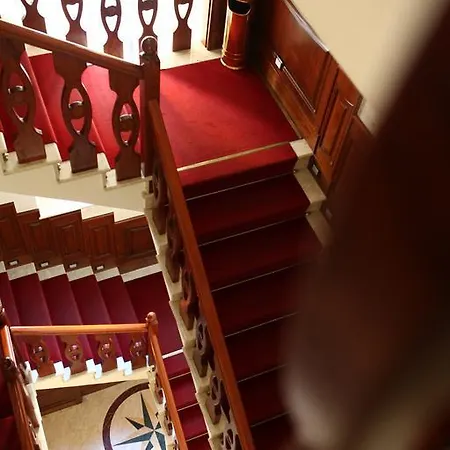 Hotel Garibaldi Naples