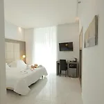 Hotel Garibaldi 3*