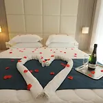 Hotel Garibaldi 3*