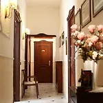 Garibaldi Hotel 3*