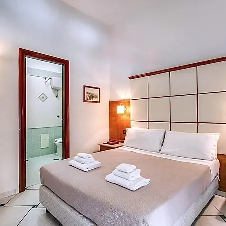 Garibaldi 3* Napels