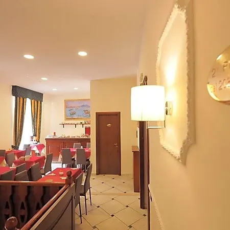 Garibaldi 3* Napoli