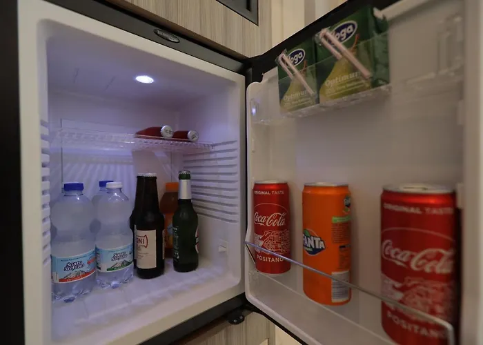 Garibaldi 3* Nápoles